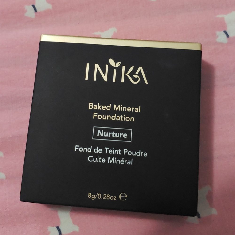 Inika baked mineral foundation